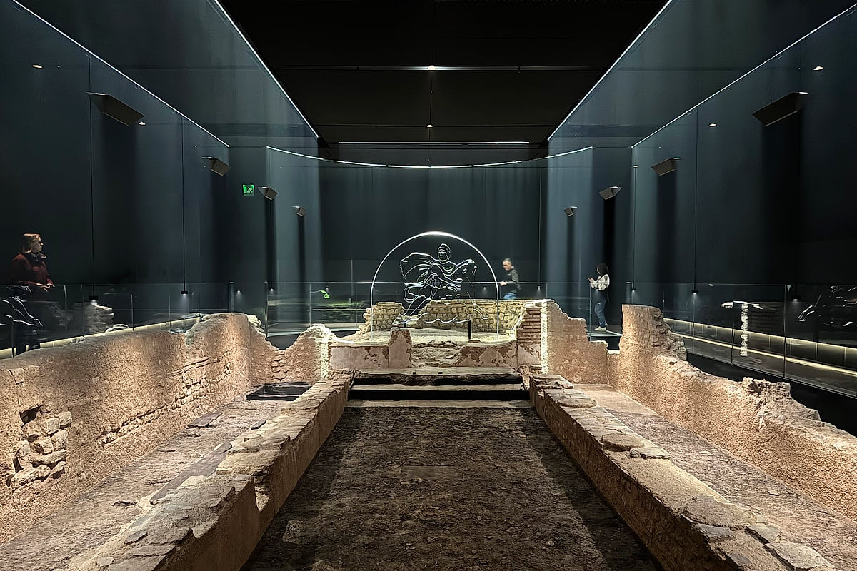 Free Roman Temple Under Bloomberg HQ in the City