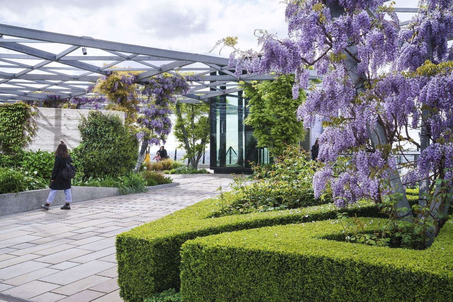 Free Roof Garden With Wisteria: The Garden at 120, EC3M