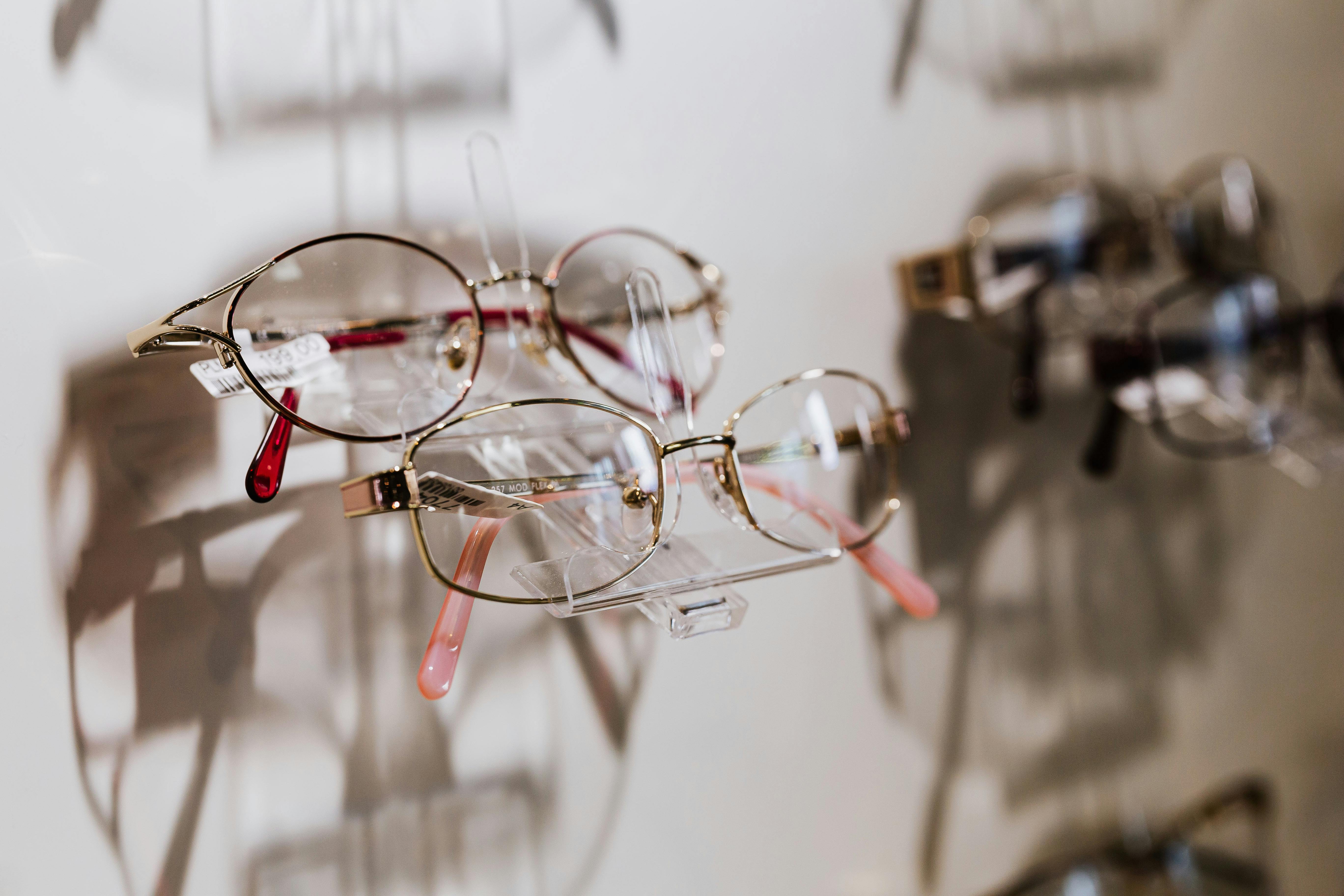 Buy Varilux lenses, get the 2nd pair 50% off